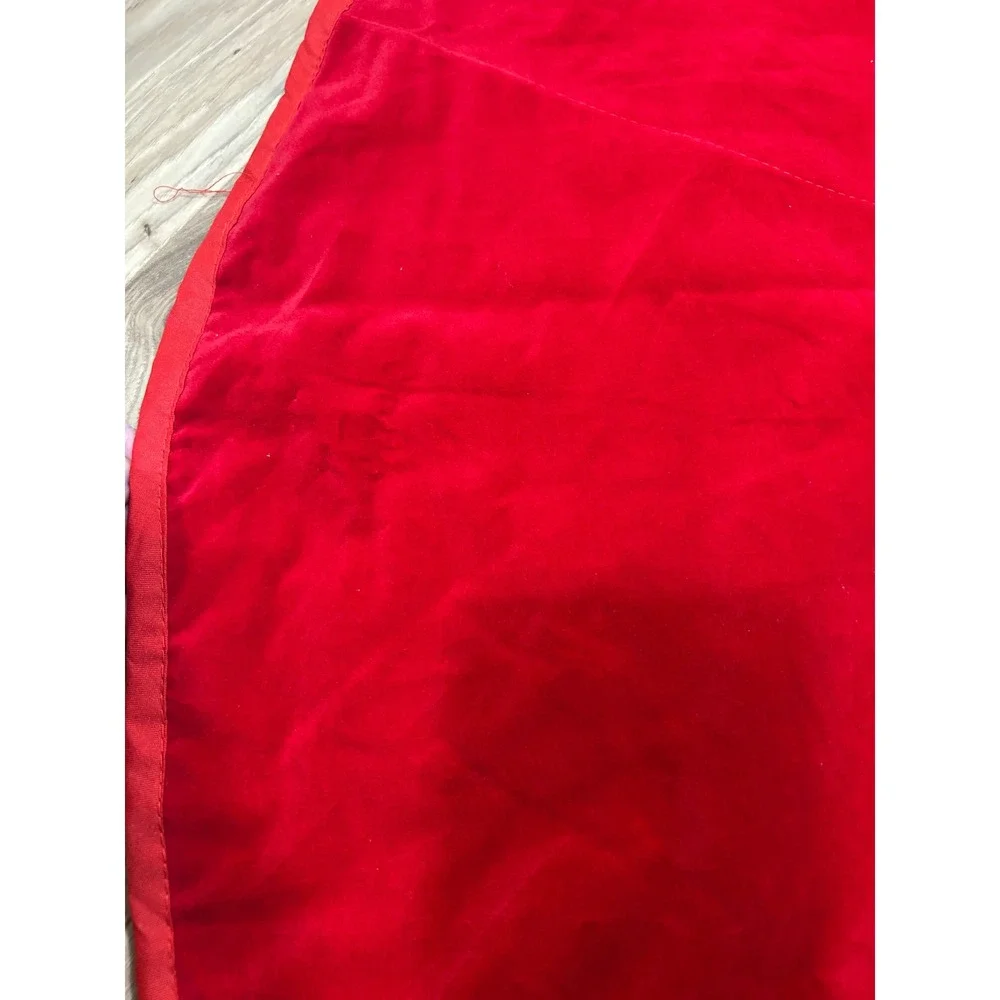 VTG Tree Skirt 44in Red Velvet Teddy Bear Embroidered Holiday Traditional Kitsch